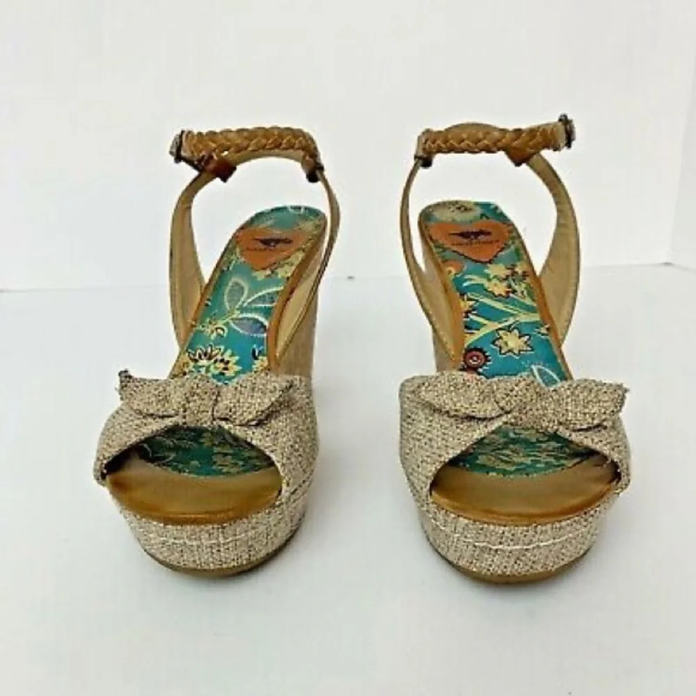 Rocketdog Beige‎ Bow Wedge Platform sandal, Size 10
